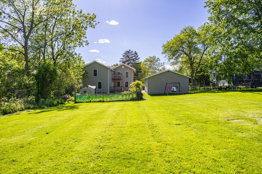 More Photos Of 166 N Main St, Fairport Apartments For Sale