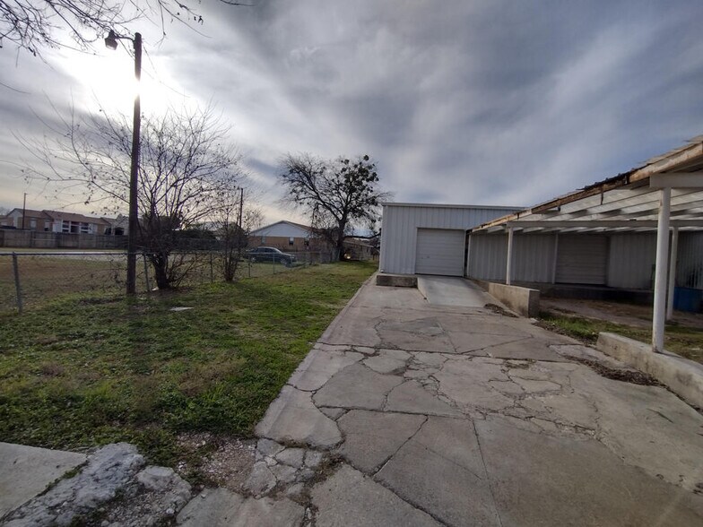 More Photos Of 2314 E Us-190 Hwy, Copperas Cove Auto Repair For Lease
