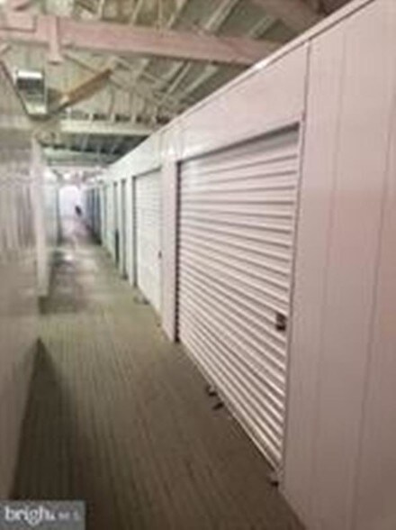 More Photos Of 113 E Chestnut St, Souderton Self Storage For Sale