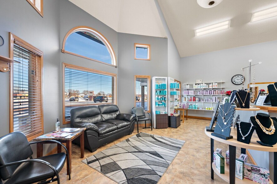 More Photos Of 321 Central Ave E, Saint Michael General Retail For Sale