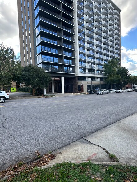More Photos Of 2173 Highland Ave S, Birmingham Apartments For Lease
