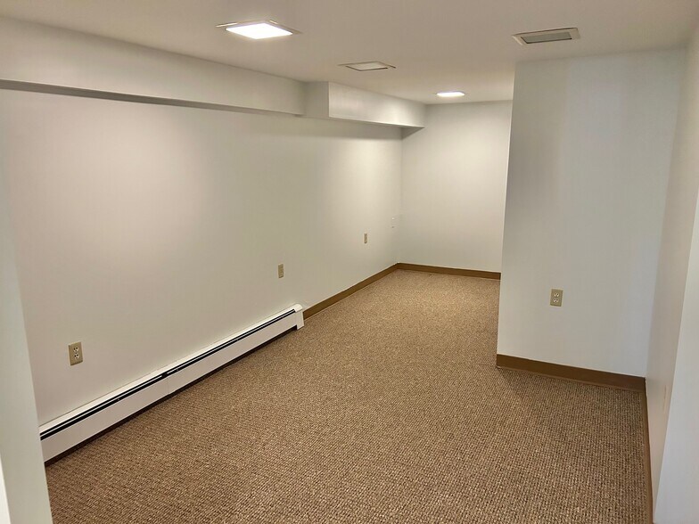 More Photos Of 46 W Avon Rd, Avon Office For Sale