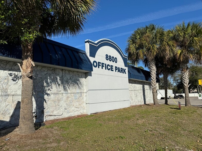 More Photos Of 8800 49th St N, Pinellas Park Unknown For Lease