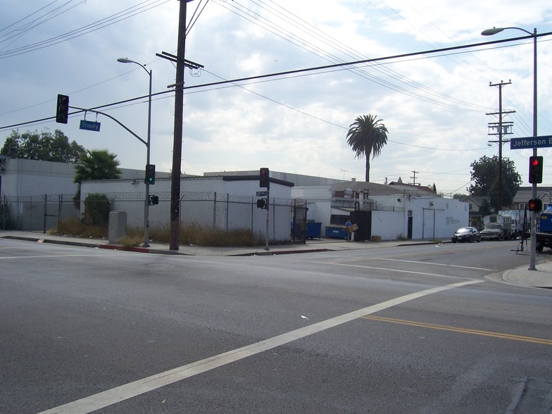 Primary Photo Of 3408 Trinity St, Los Angeles Warehouse For Lease