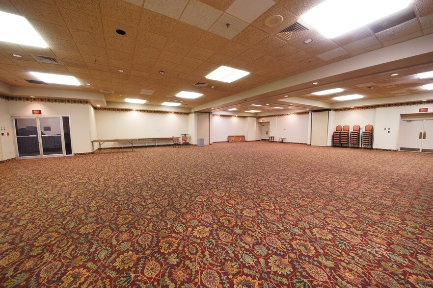 More Photos Of 1200 Market St, Wheeling Hotel For Sale