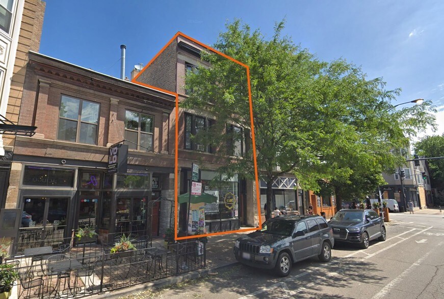 More Photos Of 2004 W Roscoe St, Chicago Apartments For Lease