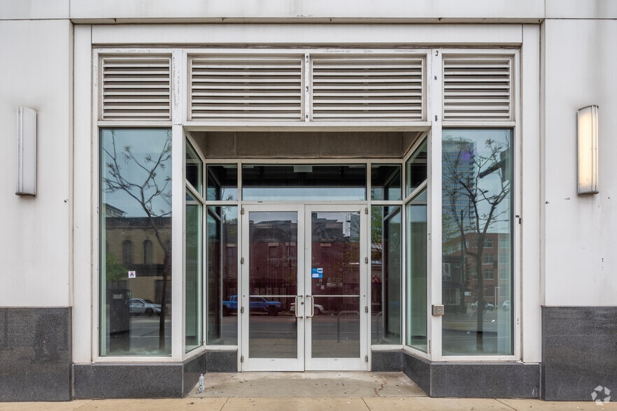 More Photos Of 757 N Orleans St, Chicago Apartments For Sale