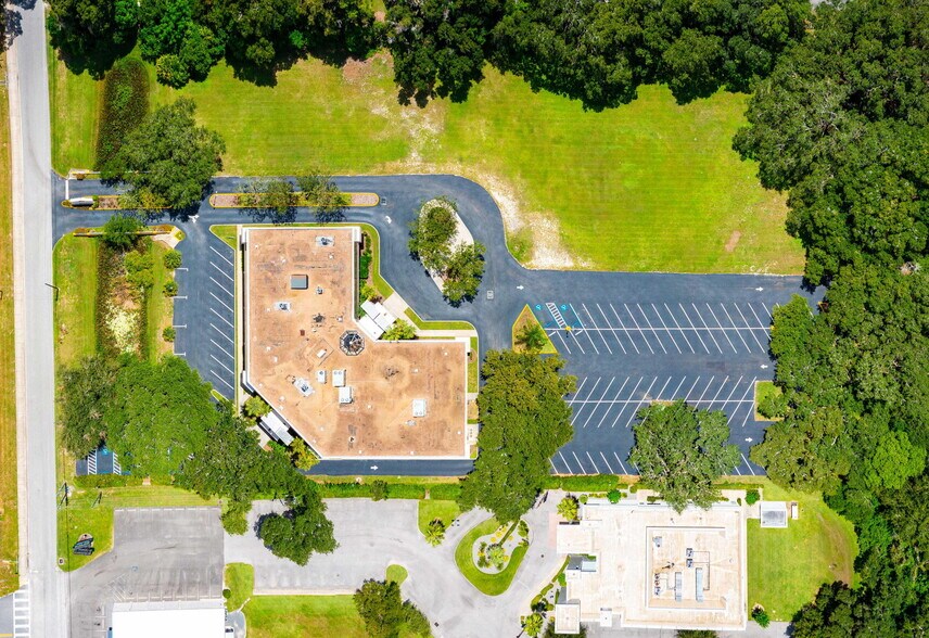 More Photos Of 6719 Gall Blvd, Zephyrhills Medical For Sale