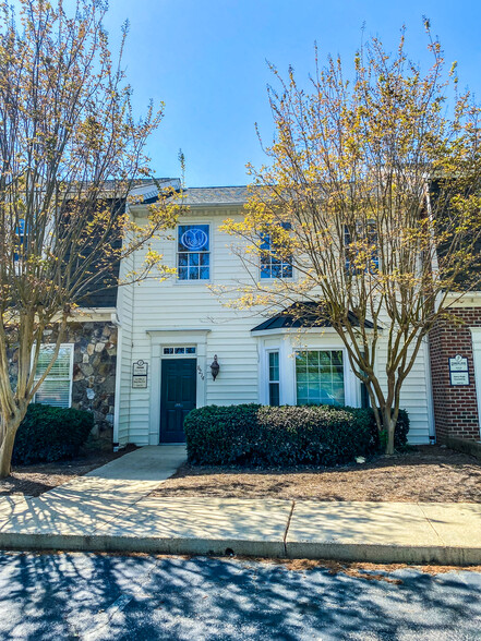 Primary Photo Of 8212-8220 Creedmoor Rd, Raleigh Office For Sale