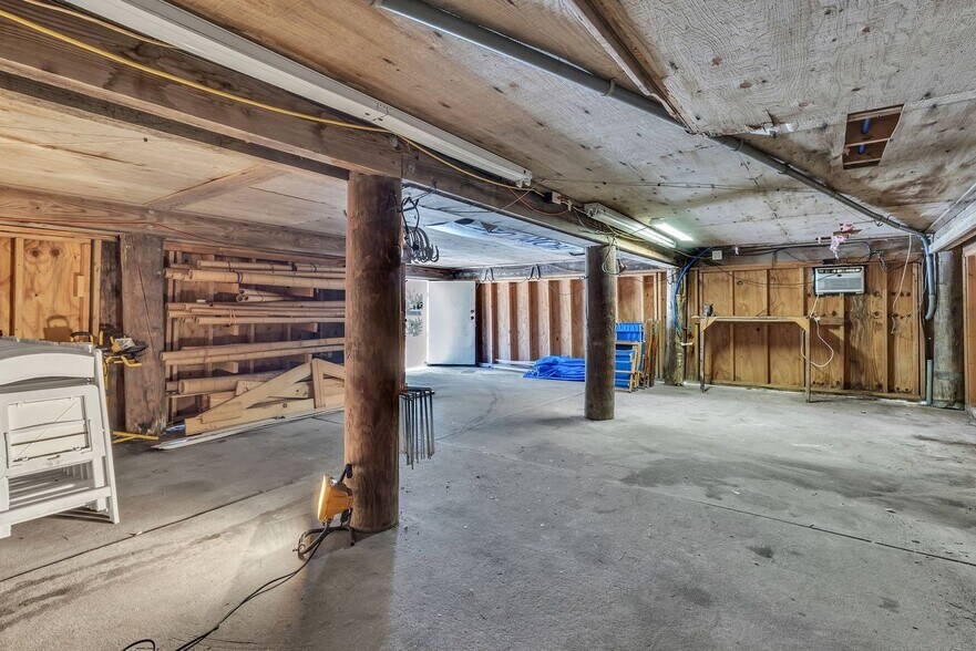 More Photos Of 1140 Fort Pickens Rd, Pensacola Beach General Retail For Sale