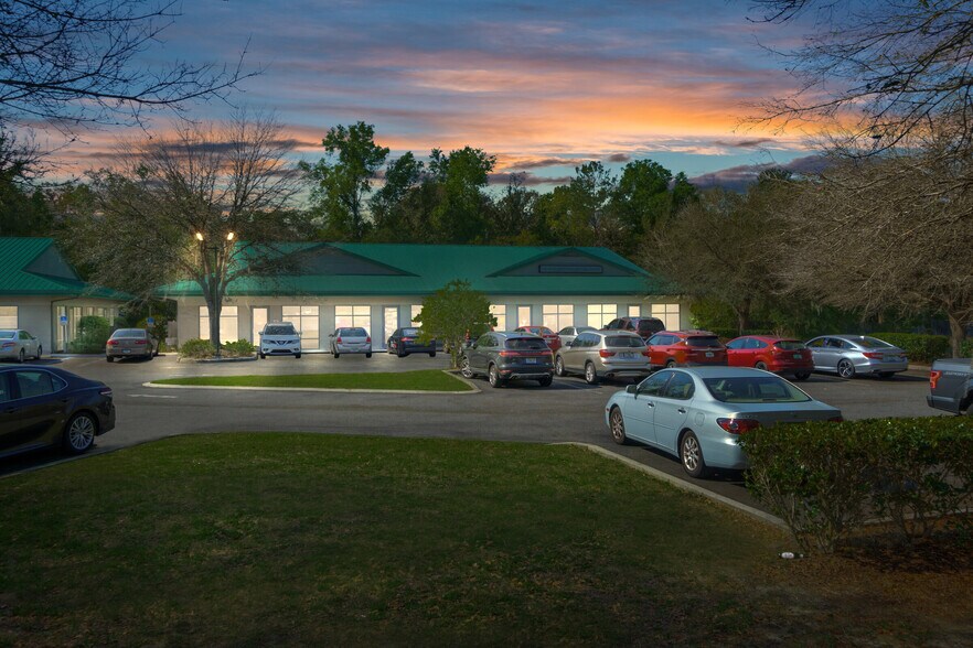 More Photos Of 2231 W Highway 44, Inverness Medical For Sale