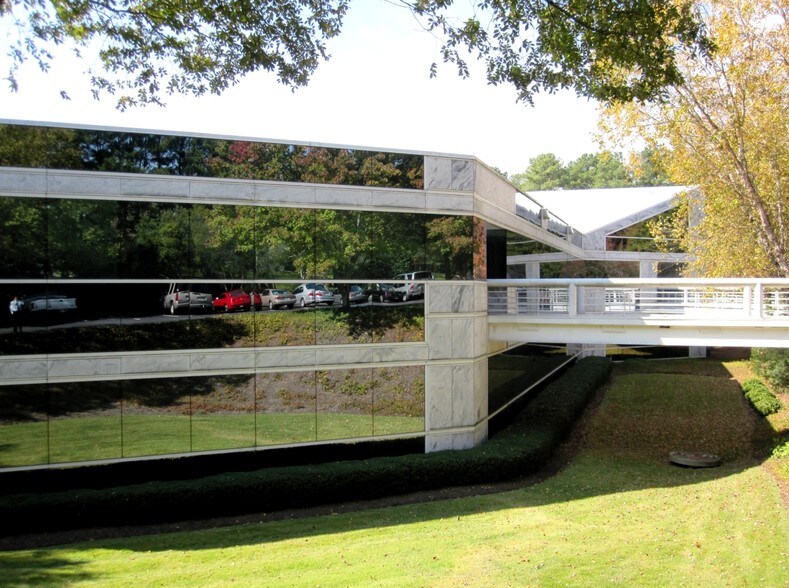 More Photos Of 1255 Roberts Blvd, Kennesaw Office For Lease