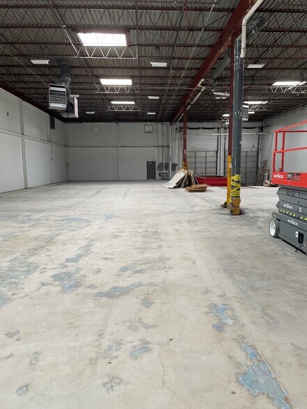 More Photos Of 1330 Livingston Ave, North Brunswick Warehouse For Lease
