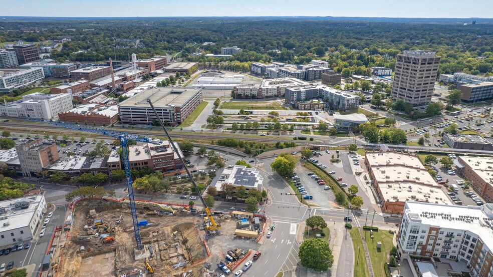 More Photos Of 433 W Main St, Durham Office For Lease