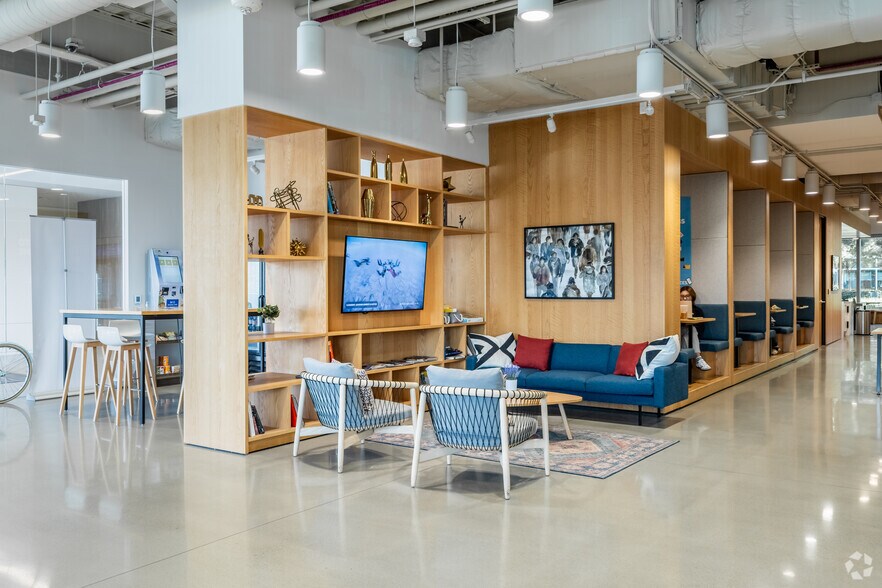 More Photos Of 530 Technology Dr, Irvine Coworking Space