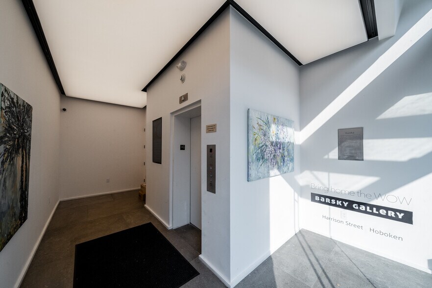 More Photos Of 89 Hudson St, Hoboken Loft Creative Space For Lease