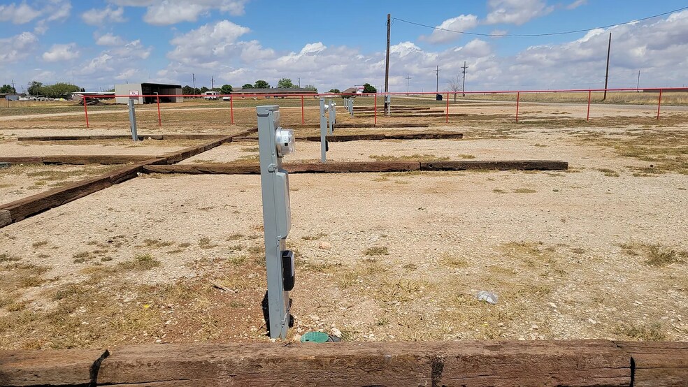 More Photos Of 406 E FM 1585, Lubbock Specialty For Sale