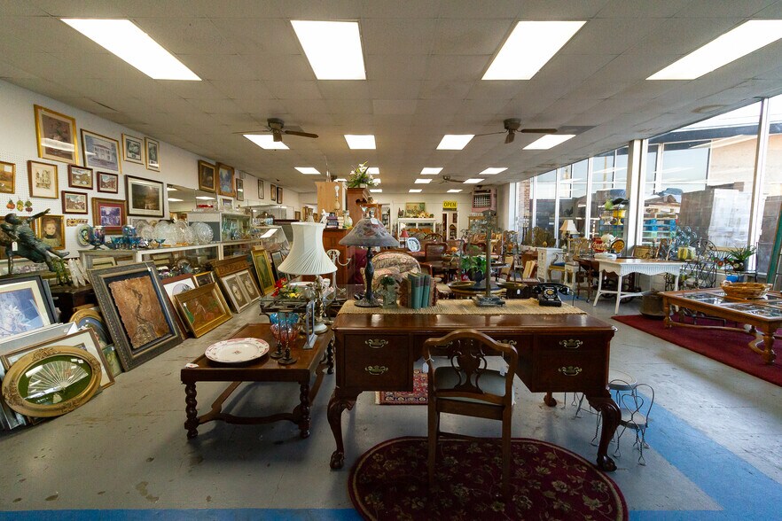 More Photos Of 512 Tift Ave S, Tifton Freestanding For Sale