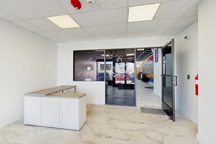 More Photos Of 1722-1724 Atlantic Ave, Atlantic City Apartments For Lease