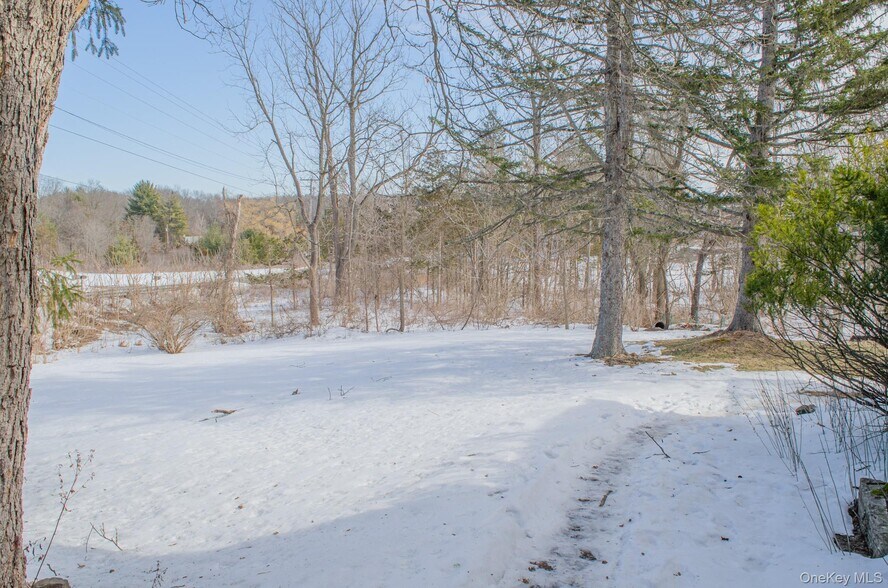 More Photos Of 8874 US Route 9W, Athens Office Residential For Sale