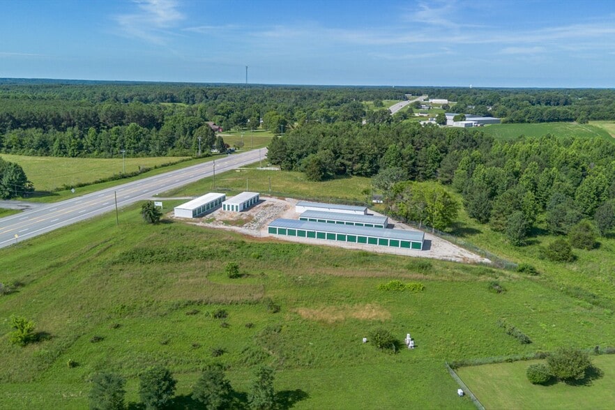 More Photos Of 2821 Highway 43 S, Leoma Specialty For Sale