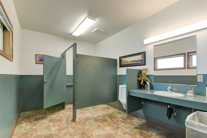 More Photos Of 2120 Caton Way SW, Olympia Medical For Sale