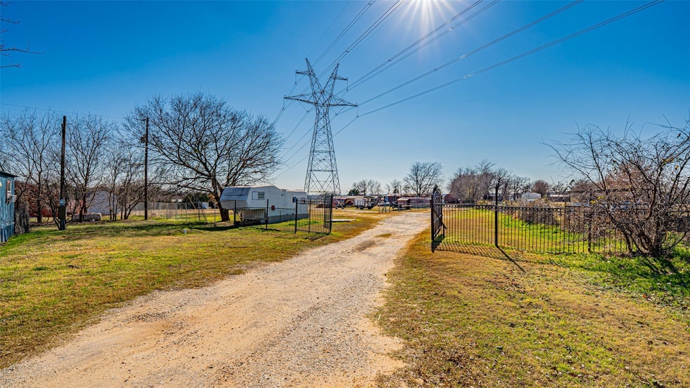 More Photos Of 109 Dill Rd, Weatherford Manufactured Housing Mobile Home Park For Sale
