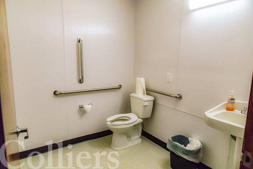 More Photos Of 2647 Kimberly Rd, Twin Falls Warehouse For Lease