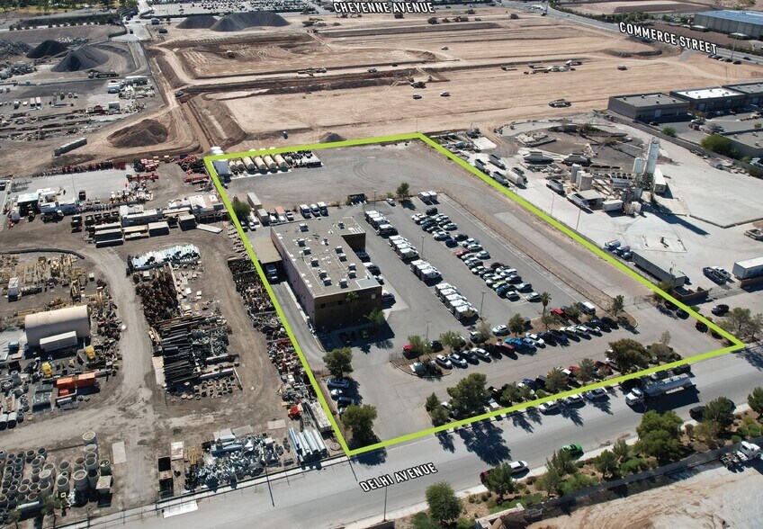 More Photos Of 9 W Delhi Ave, North Las Vegas Warehouse For Lease