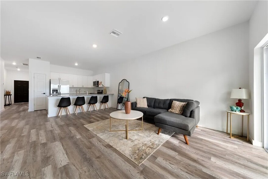 More Photos Of 2429-2431 Lola Ave, Lehigh Acres Apartments For Sale