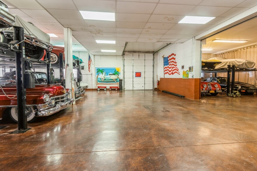 More Photos Of 41 Degnon Blvd, Bay Shore Manufacturing For Sale