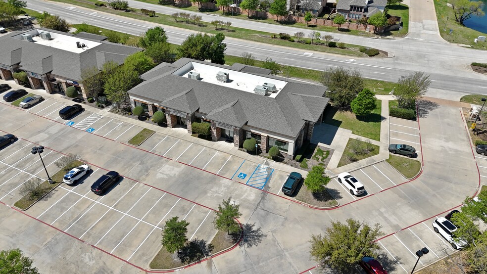 More Photos Of 3000 Village Pky, Highland Village Office For Sale