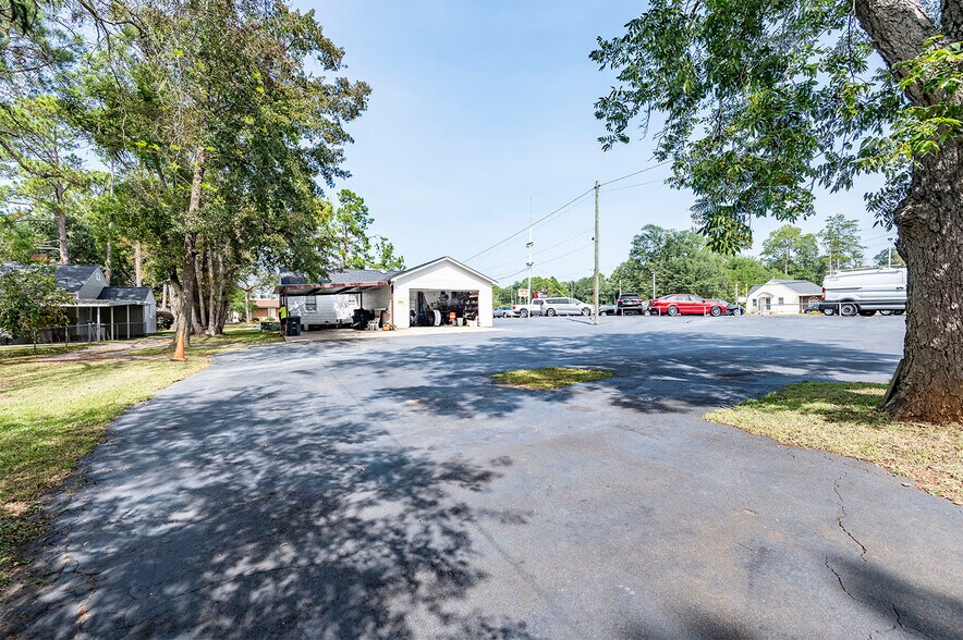 More Photos Of 1307 N Slappey Blvd, Albany Auto Dealership For Sale