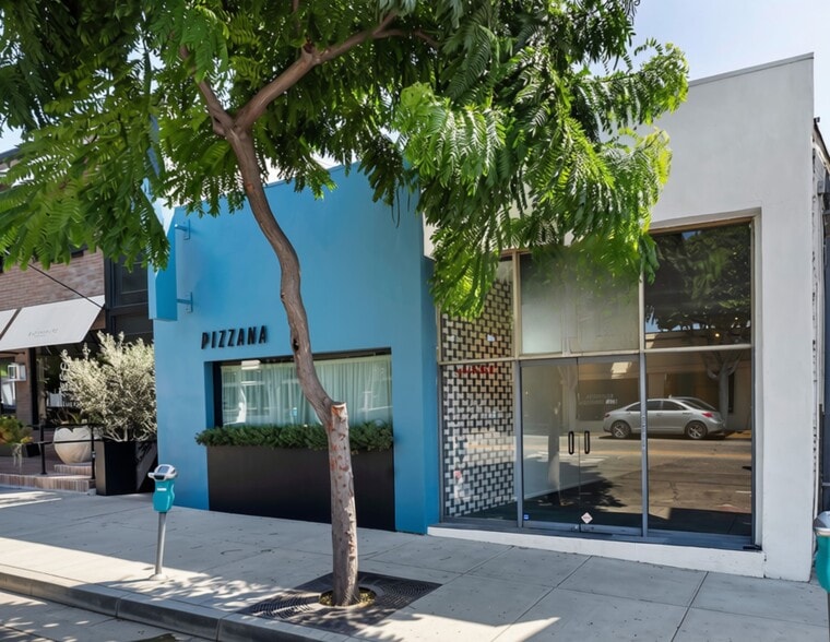 Primary Photo Of 458 N Robertson Blvd, West Hollywood Restaurant For Lease