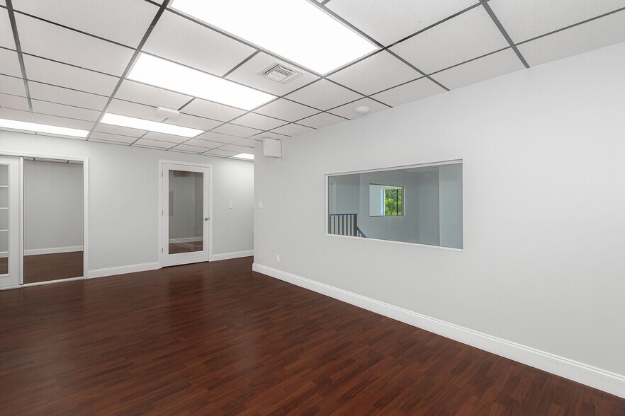 More Photos Of 3650 Coral Ridge Dr, Coral Springs Light Manufacturing For Lease