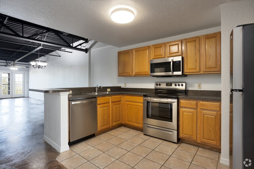 More Photos Of 433 W New England Ave, Winter Park Apartments For Lease