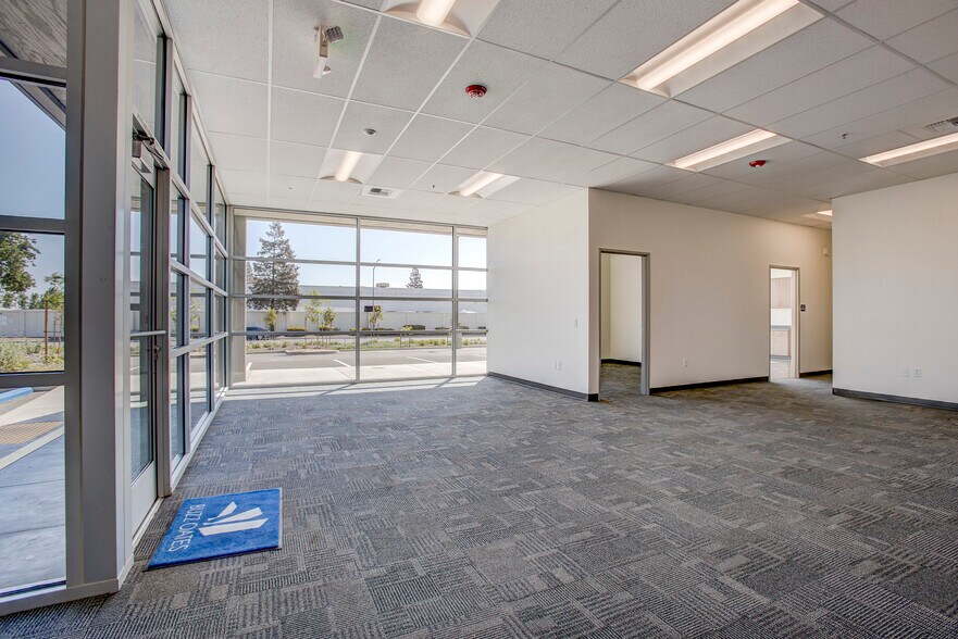 More Photos Of 3613 Zephyr Ct, Stockton Warehouse For Lease