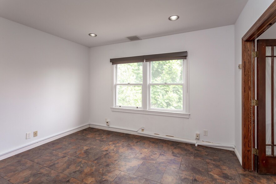 More Photos Of 2060 The Alameda, San Jose Loft Creative Space For Sale