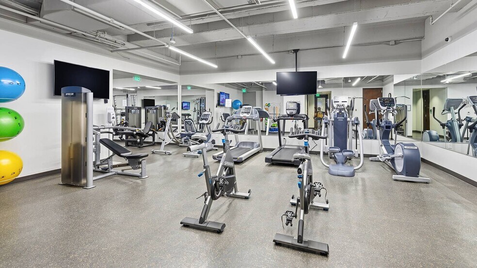 More Photos Of 919 Congress Ave, Austin Office For Lease