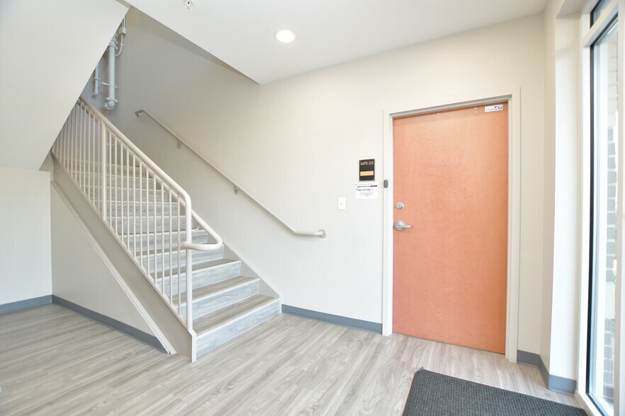 More Photos Of 44031 Pipeline Plz, Ashburn Coworking Space