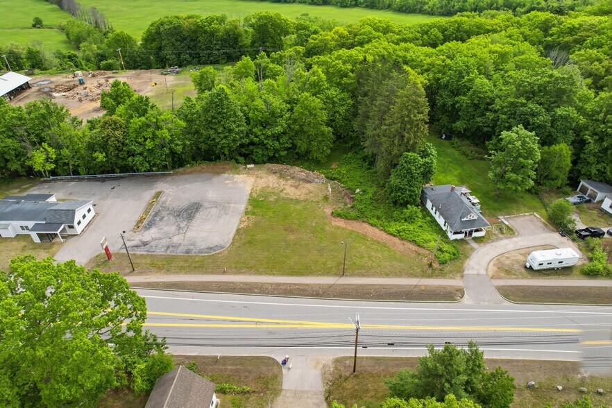 More Photos Of 310 N State St, Concord Auto Dealership For Lease
