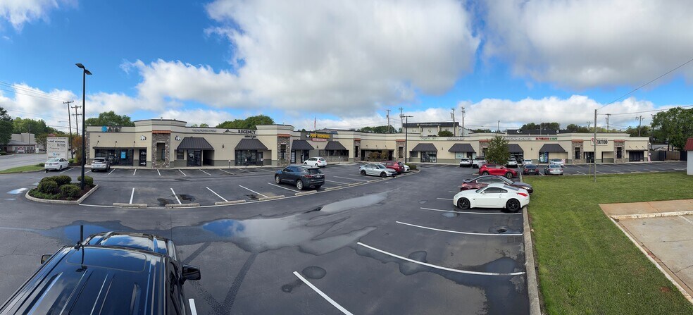 Primary Photo Of 475-477 Haywood Rd, Greenville Unknown For Lease