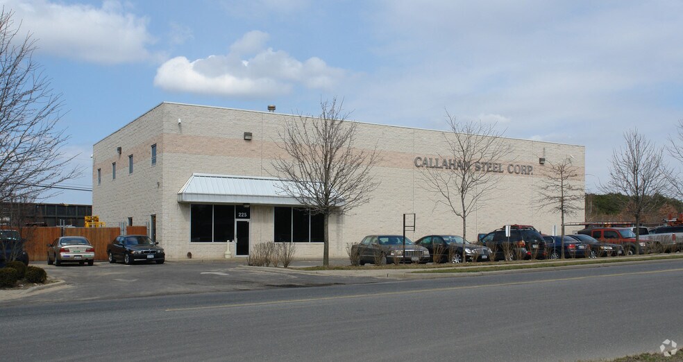 More Photos Of 225 Pine Aire Dr, Bay Shore Warehouse For Sale