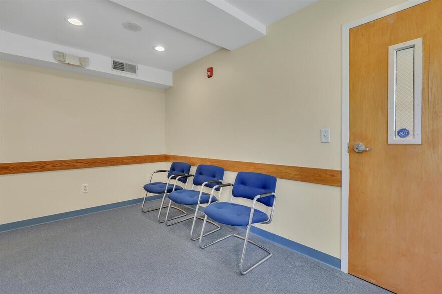 More Photos Of 8 Independence Dr, Marlborough Medical For Sale
