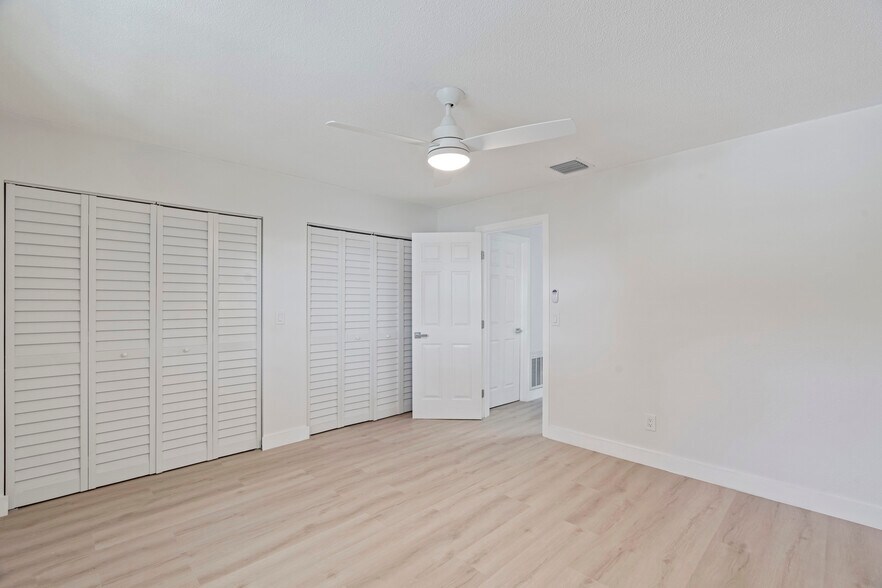 More Photos Of 1150 Carlton Ct, Fort Pierce Apartments For Sale