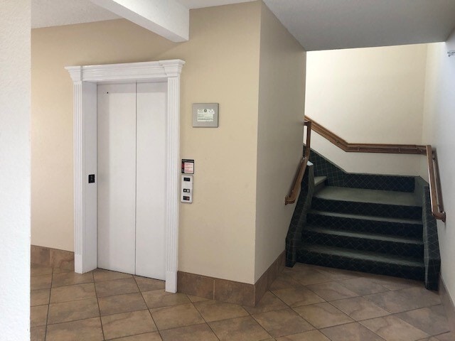 More Photos Of 2302-2306 Guthrie Rd, Garland Office For Lease