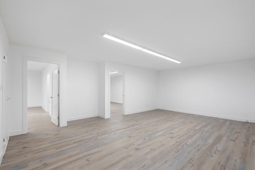 More Photos Of 3170 E 11th St, Los Angeles Warehouse For Lease