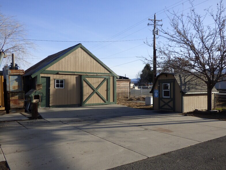 More Photos Of 702-175 Johnstonville Rd, Susanville Recycling Center For Sale