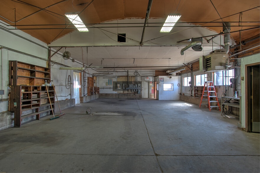 More Photos Of 1895 Frontage Rd, Mora Manufacturing For Sale