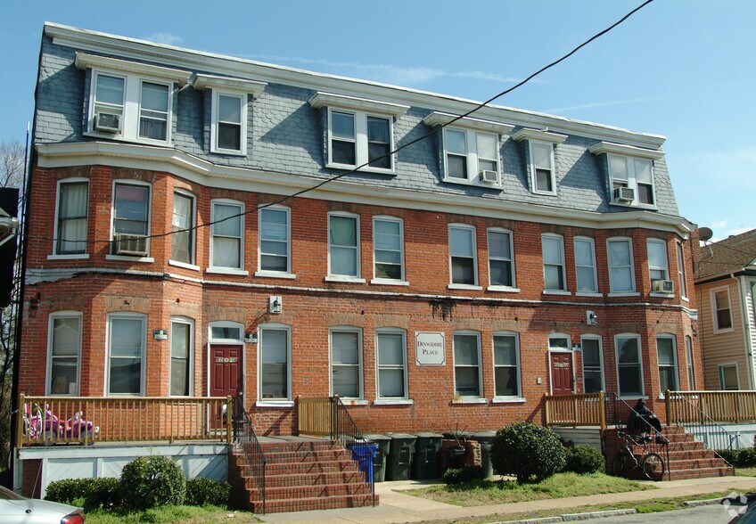 Primary Photo Of 516 Dinwiddie St, Norfolk Apartments For Sale